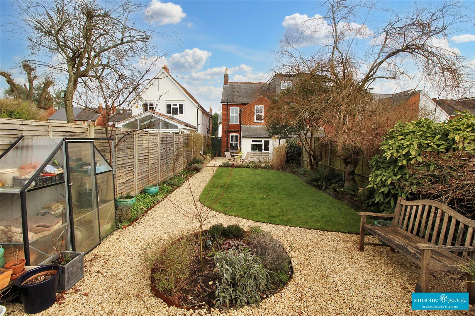 Recreation Road, Tilehurst, Reading